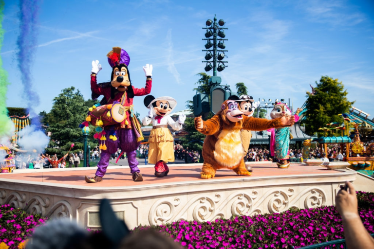 Book Disneyland Paris Tickets Online | Open Now - 2021