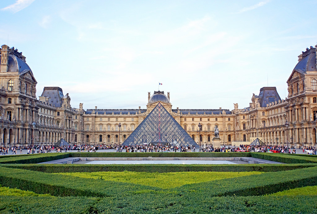 louvre paris