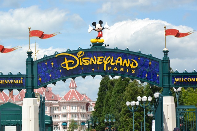 Disneyland Paris Online | May 2023 - Price €62